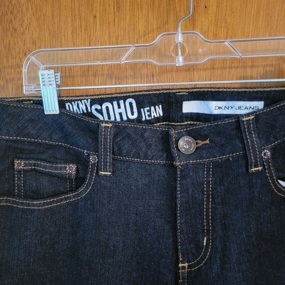 DKNY Soho Bootcut Jeans 12 Long NWT | Dark Wash Winter Workwear Denim - Picture 2 of 6